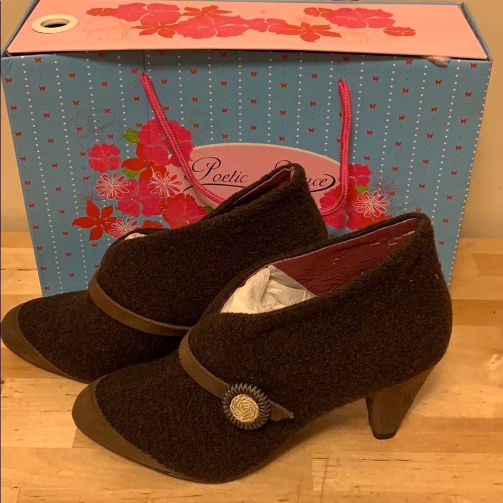 Poetic Licence booties